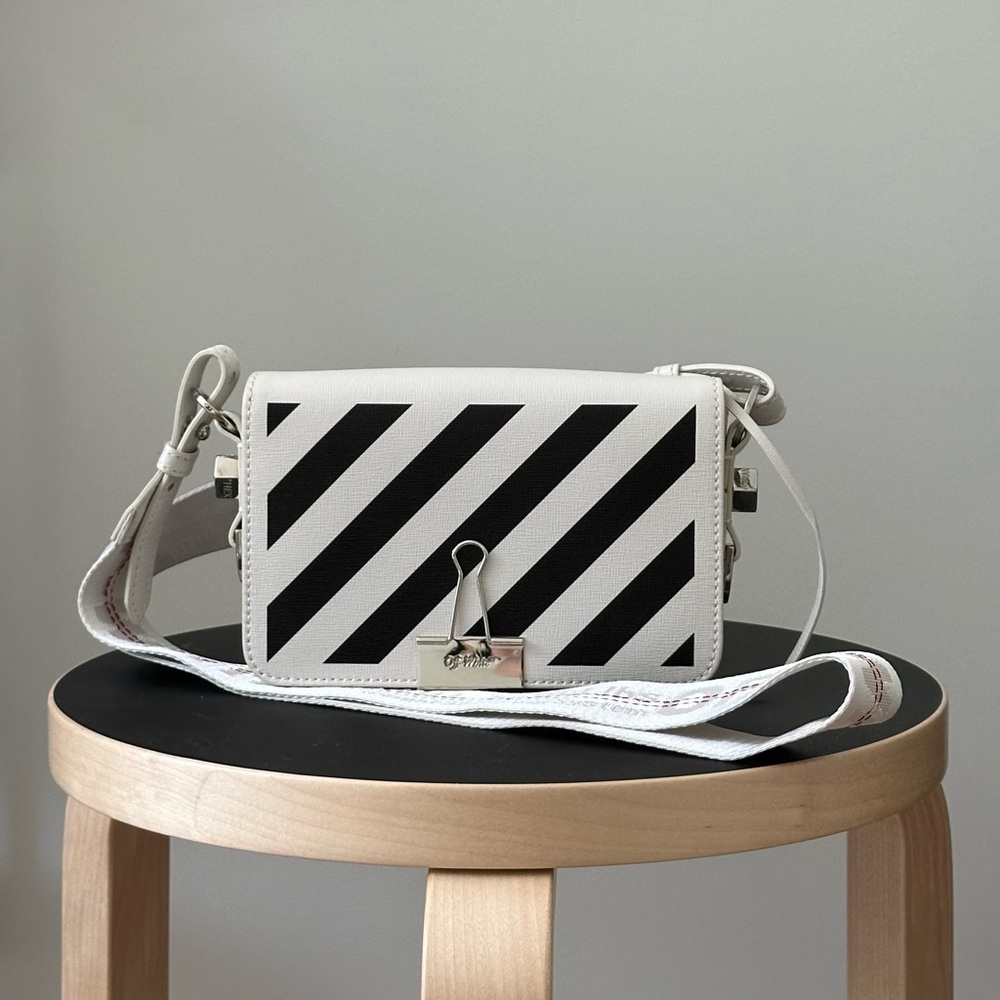 Off-white Leather Diagonals Binder Clip Mini